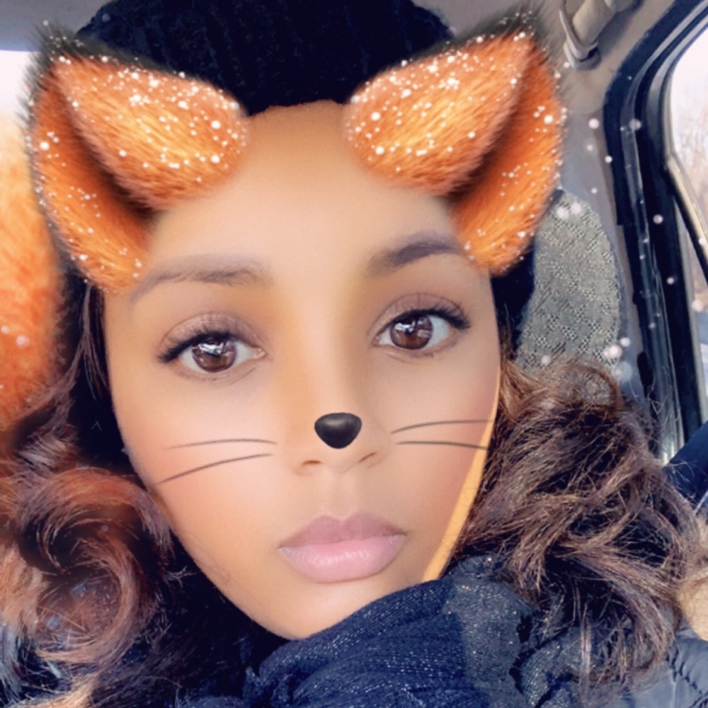 Meet your Posher, Meesha